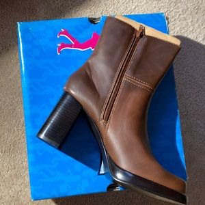 Women Boots